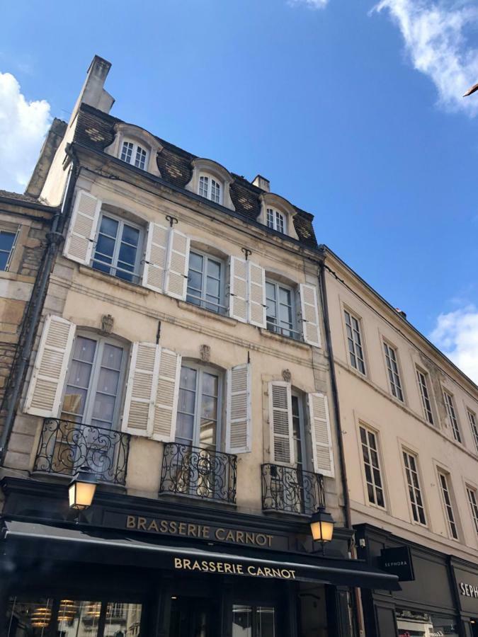 Le Beau Carnot Beaune (Cote d'Or)